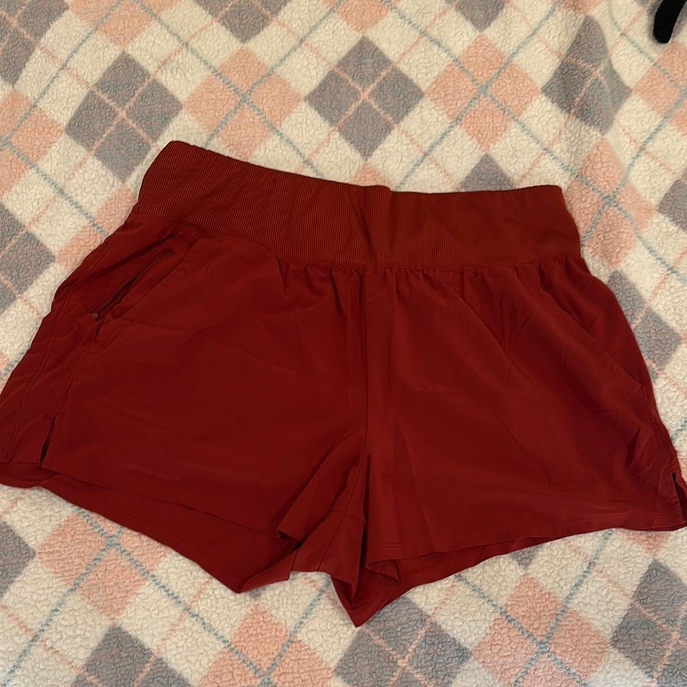 Red Athletic Shorts with Soft Fabric and Relaxed Fit
